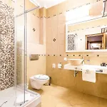 Athos R.m.t. Hotel 4*