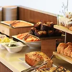 Hotel Athos R.m.t. 4*