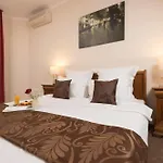 Hotel Athos R.m.t. Cluj-Napoca