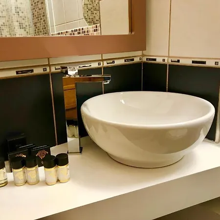 Hotel Athos R.m.t. 4*