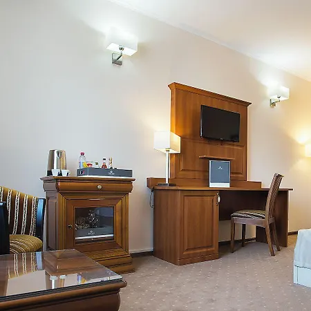 Athos R.m.t. Hotel Cluj-Napoca