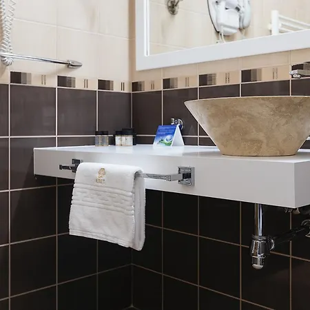 Athos R.m.t. Hotel Cluj-Napoca