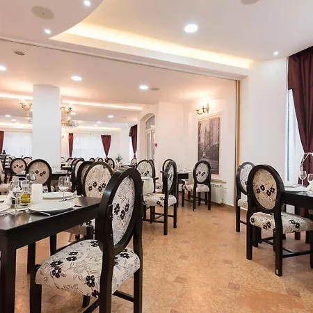 Hotel Athos R.m.t. Cluj-Napoca