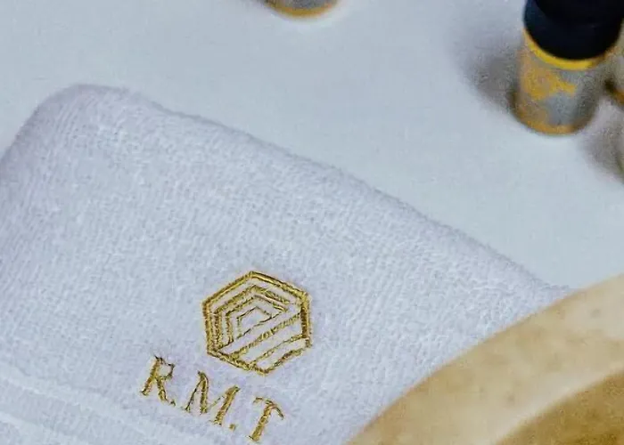 Athos R.m.t. Hotel 4*