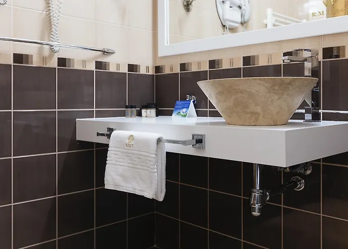 Athos R.m.t. Hotel Cluj-Napoca